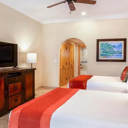 Villa La Estancia Beach Resort & Spa